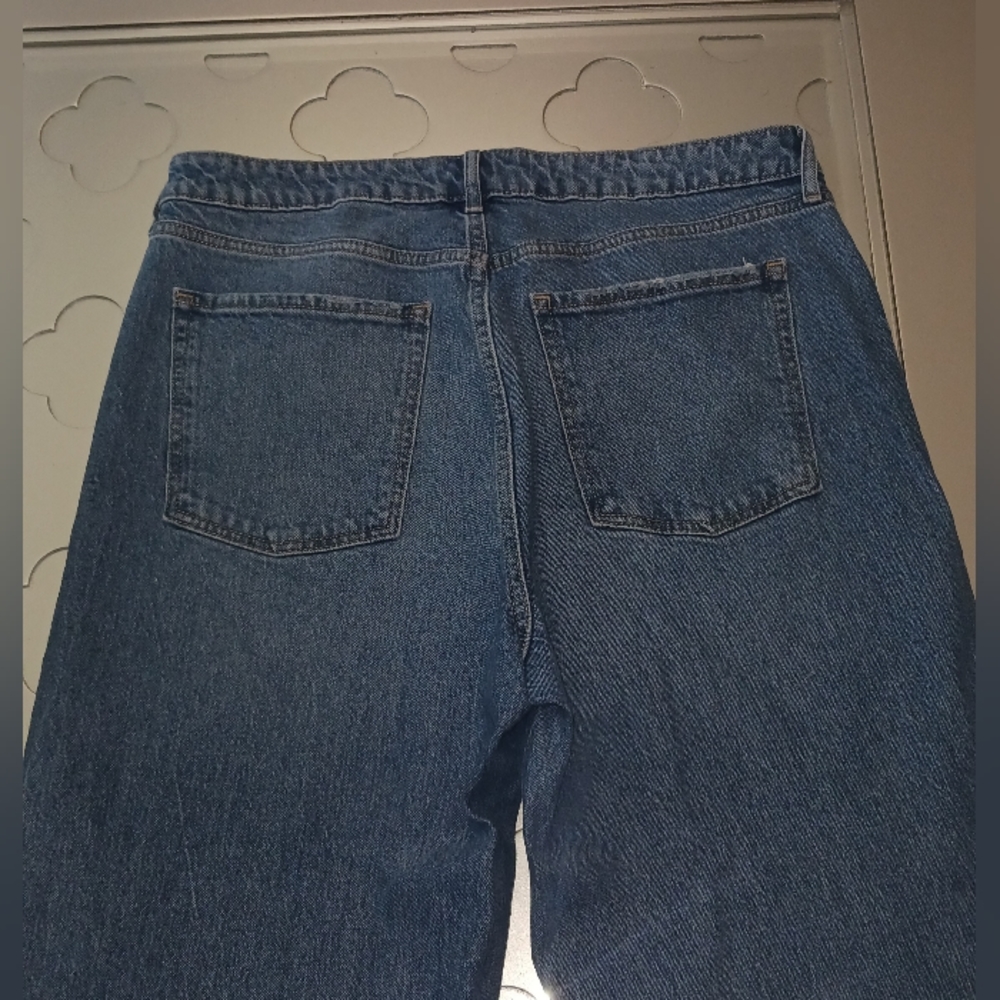 Wide Leg High Rise Jeans - Picture 3 of 3